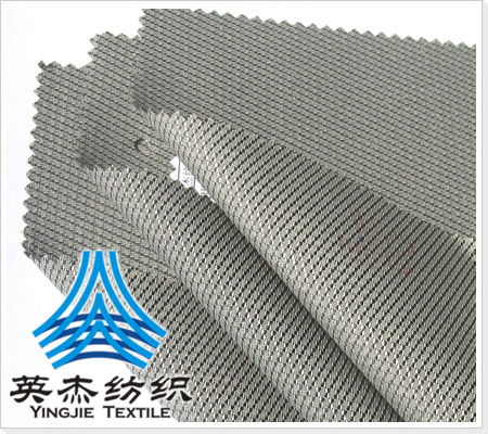 滌綸防割<strong>牛津布</strong>有哪些特點?